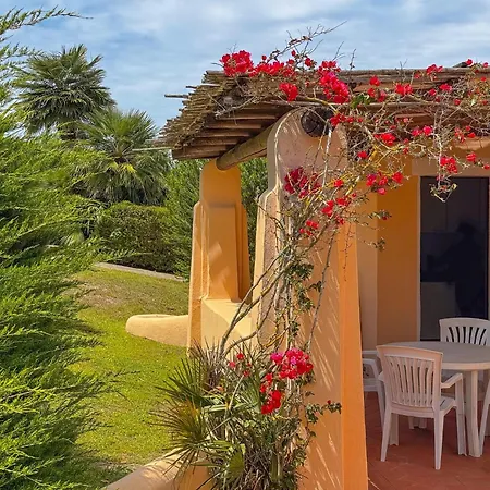 Rosy - Comfort E Piscina Privata A Villa Stintino