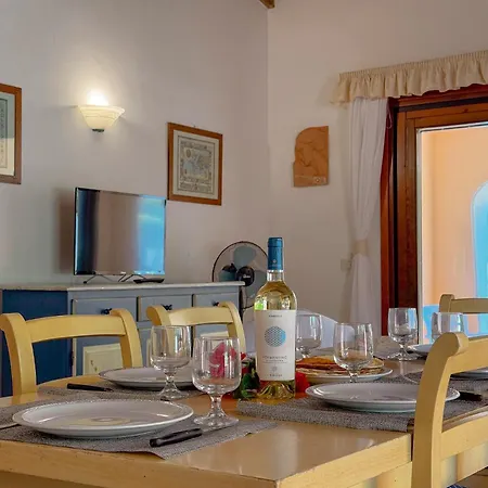 Rosy - Comfort E Piscina Privata A Villa