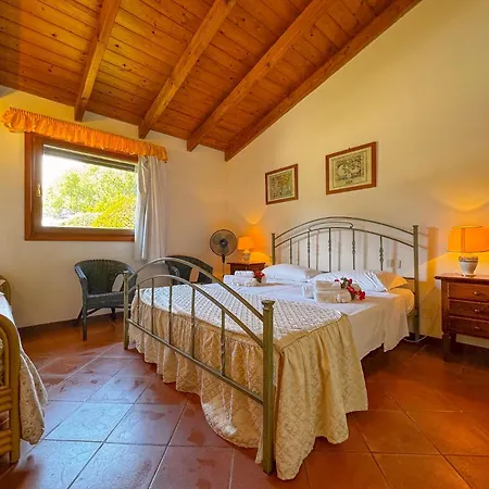 Rosy - Comfort E Piscina Privata A Villa